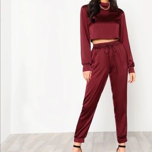 SHEIN Mock Neck Crop Pullover and Sweatpants Set